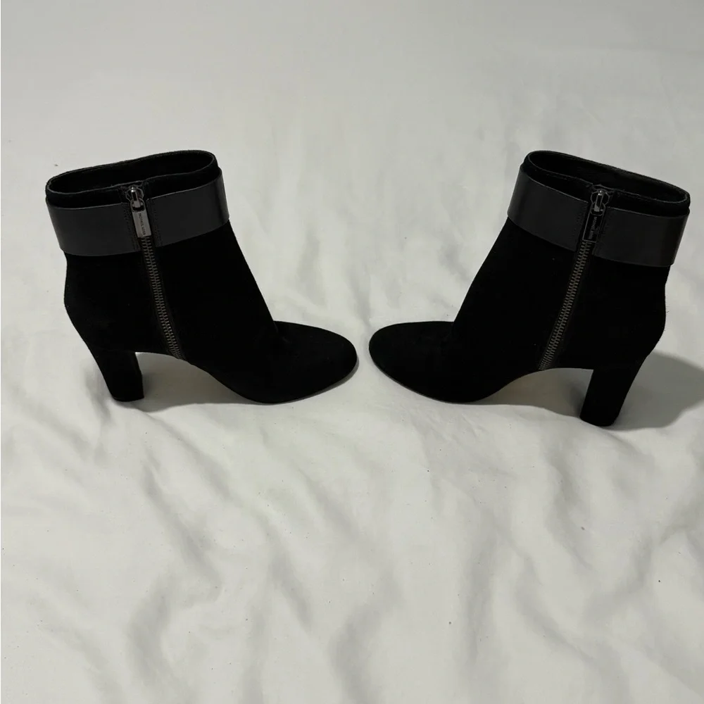 Michael Kors - Women’s- Black Ankle Booties - Size 5.5